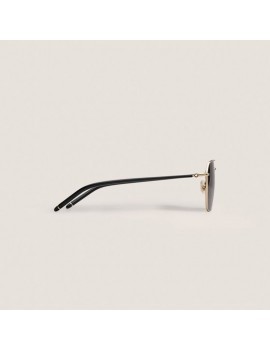Lunettes de soleil carrées avec monture en métal doré