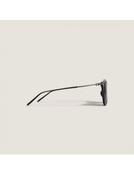 Lunettes de soleil rectangulaires à monture noire en acétate