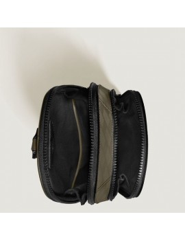 Sacoche de corps moyenne en cuir extrême